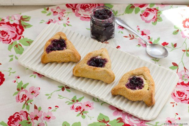 Hamantaschen mit Frischkäse und Heidelbeergelee – Zuckerbäckerei