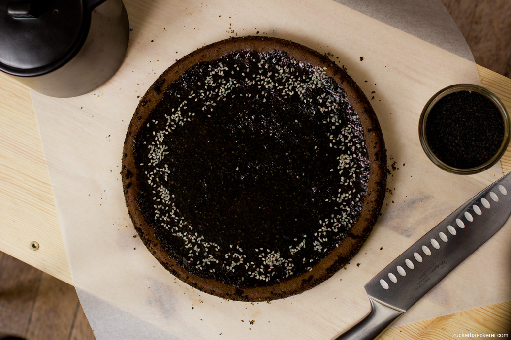 Mochi Kuchen mit schwarzem Sesam - Vogelperspektive