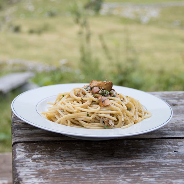 Spaghetti mit Eierschwammerl