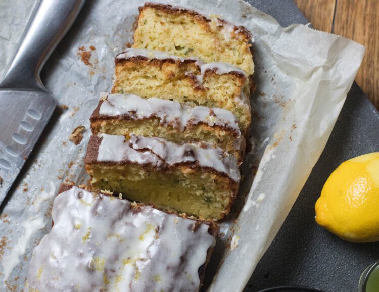 Zucchini-Zitronen-Kuchen