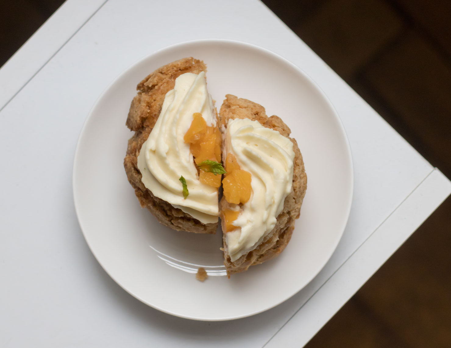 Pfirsich-Choux – Zuckerbäckerei