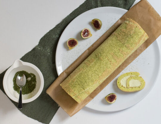 Feigenblatt-Biskuit-Roulade – Zuckerbäckerei Feigenblatt-Biskuit-Roulade – Zuckerbäckerei